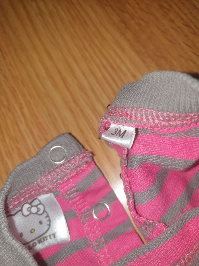 Pull hello kitty - photo numéro 2