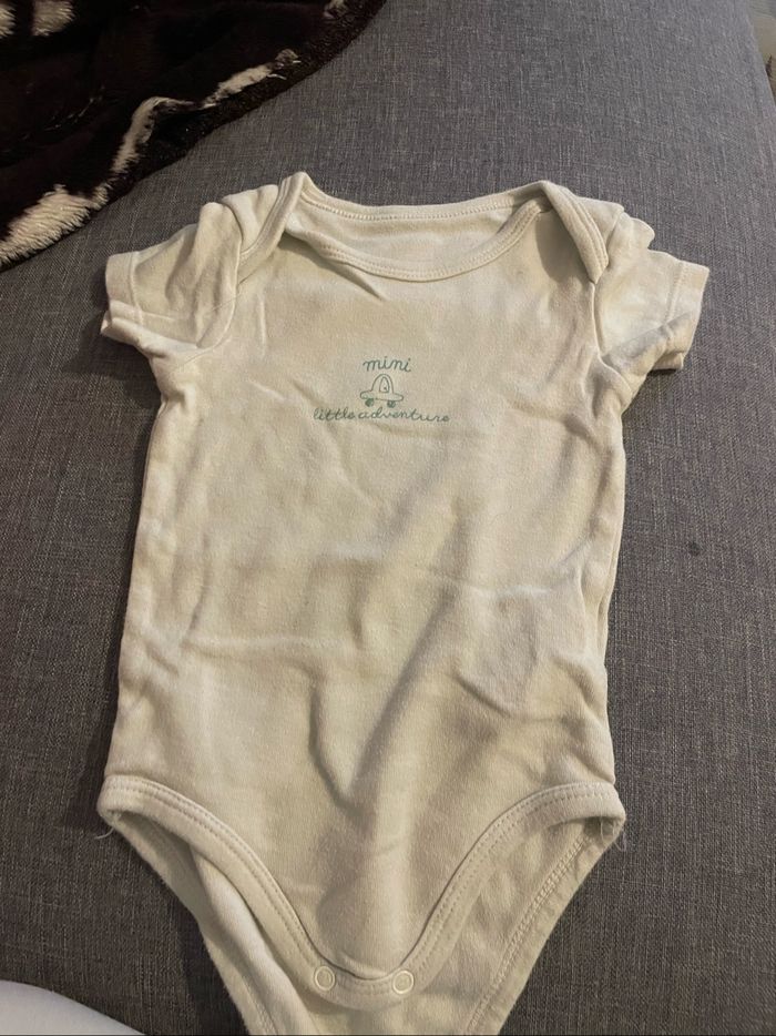 Lot de body plusieur taille - photo numéro 3