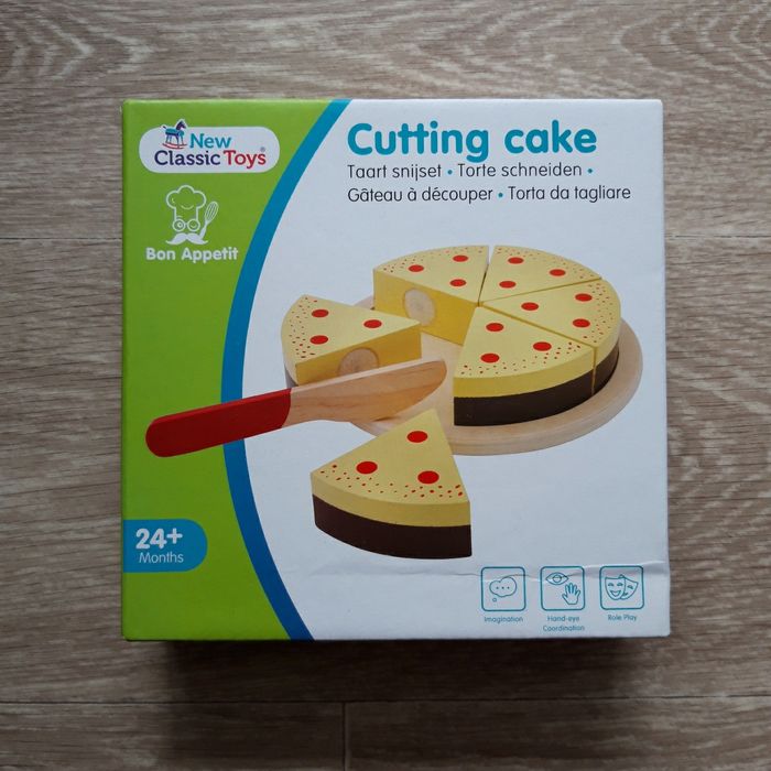Jouet en bois gateau à découper NEUF