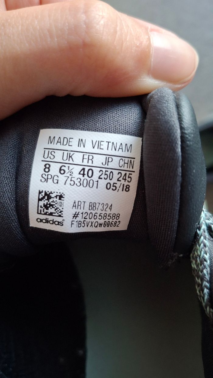 Baskets Adidas - photo numéro 3