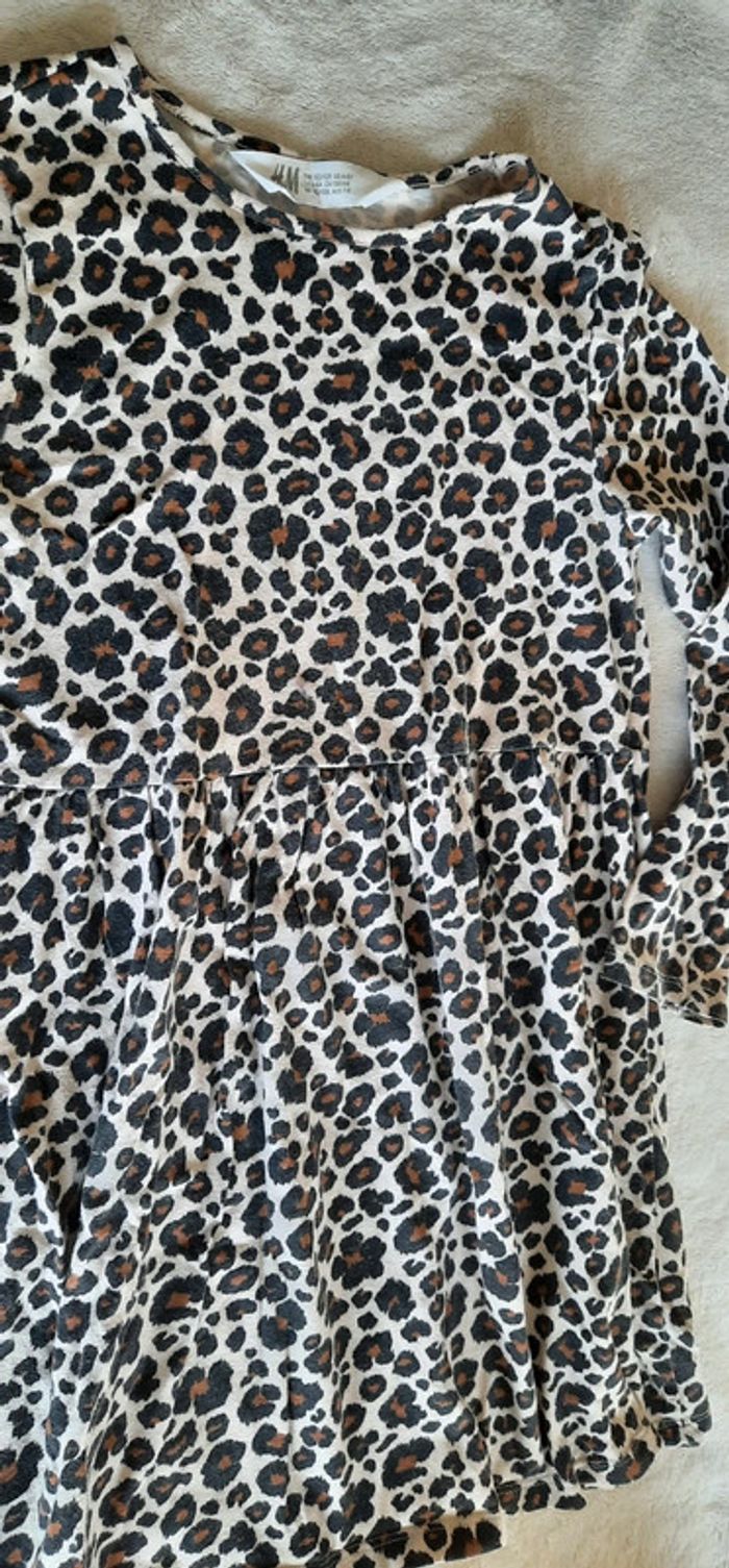 Robe Léopard 🐆 6/8 ans - photo numéro 2
