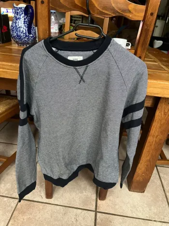 Pull rayures