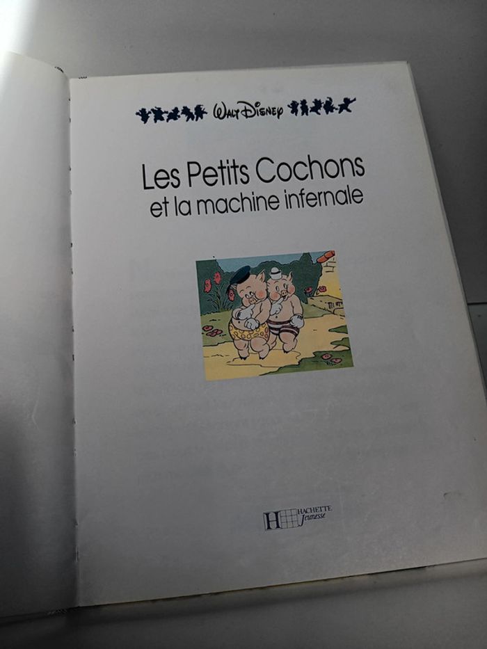 Livre vintage Walt Disney Les 3 petits cochons et la machine infernal 45pages dépôt légal - photo numéro 4