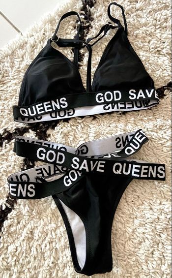 Maillot de bain  noir taille 36  god save queens