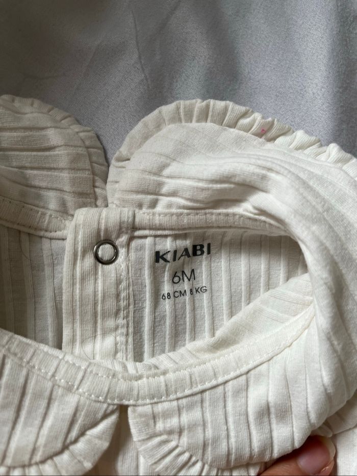 Bodies 6mois - photo numéro 3