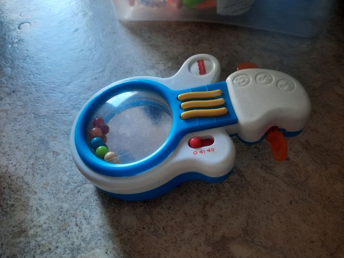 Guitare fisher price - photo numéro 2