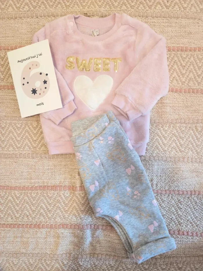 Ensemble sweat-shirt pilou-pilou et pantalon type sarouel Disney Bambi 6 mois