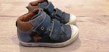 Chaussures Stones and Bones taille 24