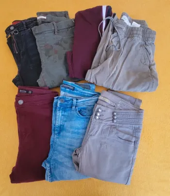 Lot pour revendeur - 7 pantalons - jeans - Taille 34 ou XS