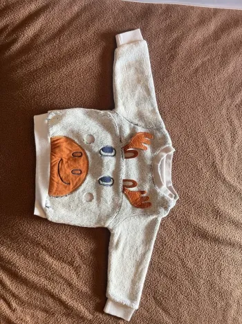 Pull bébé