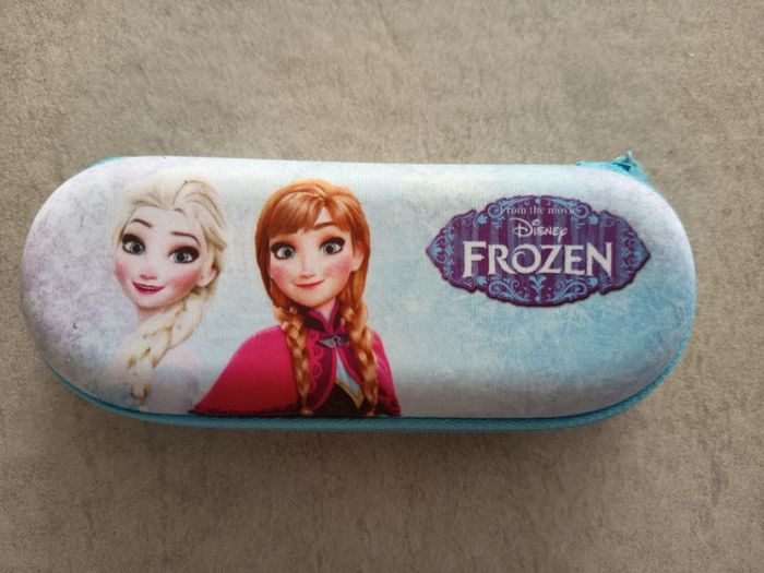 Paire de lunettes de soleil Reine des neiges - photo numéro 7