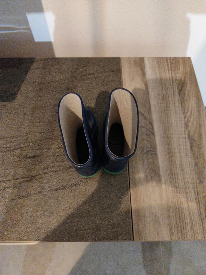 Bottes de pluie taille 25/26 - photo numéro 5
