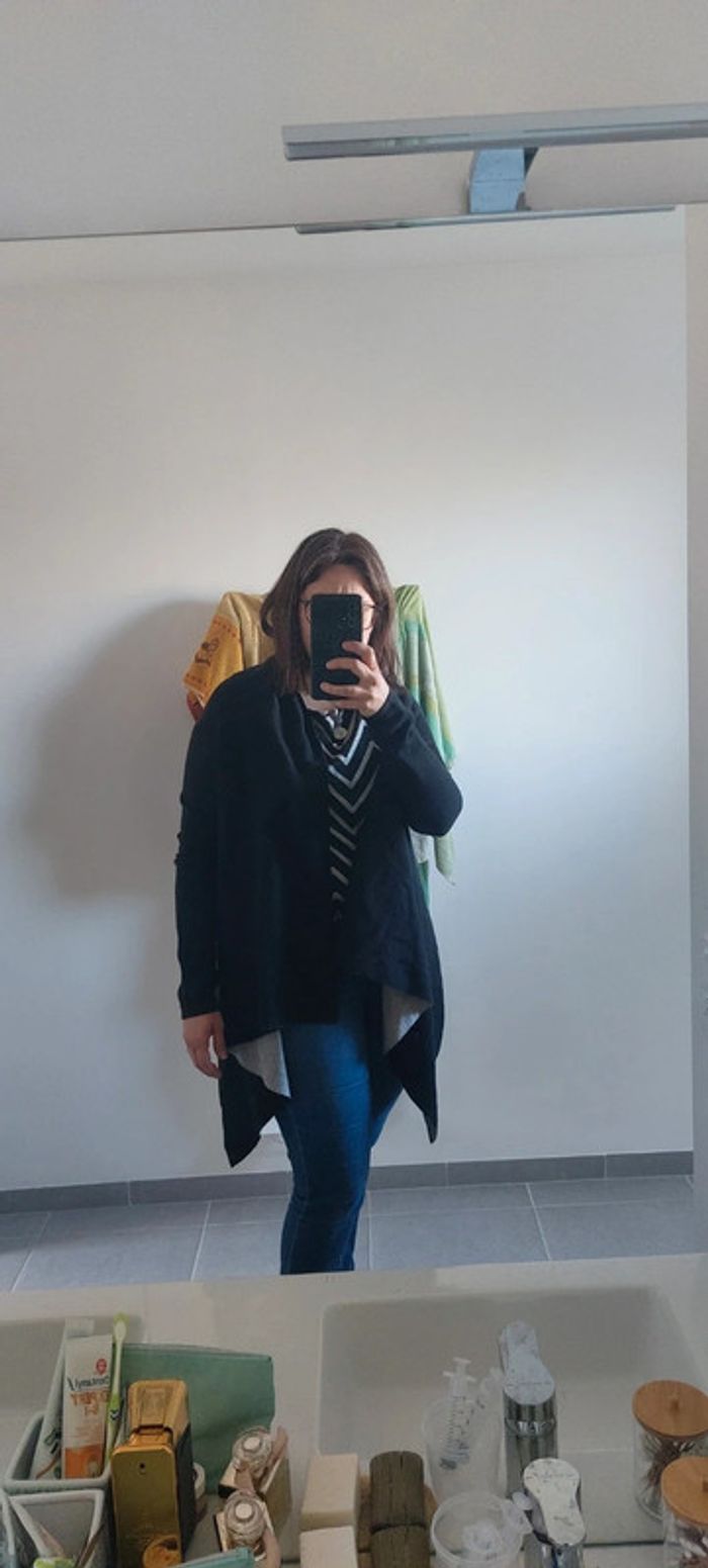 Gilet noir - photo numéro 2