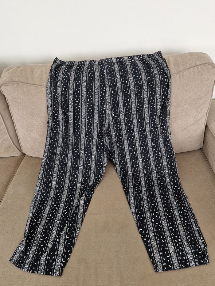 Pantalon noir a motif blanc, Pierre Catel - photo numéro 10