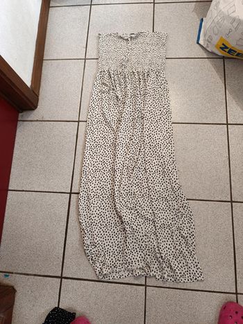 Robe épaules dénudées