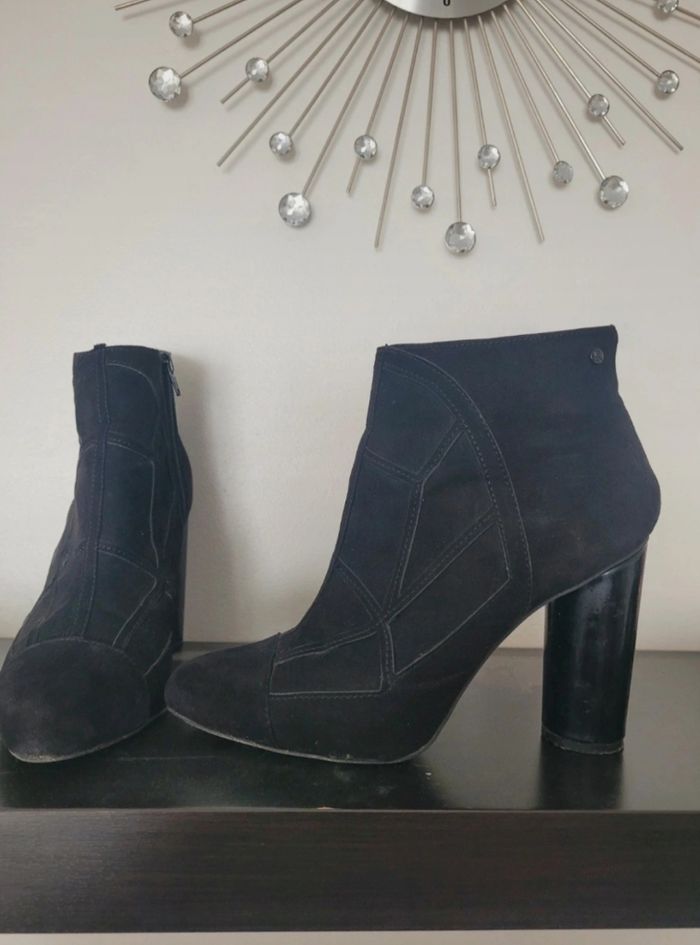 Boots kookaï noires effet daim talon