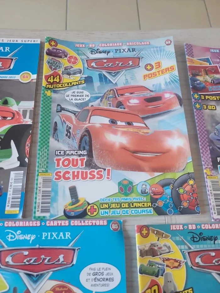 Livres revues CARS - photo numéro 3