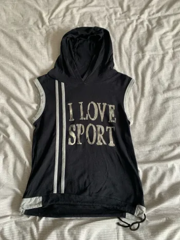 Sweat sans manche