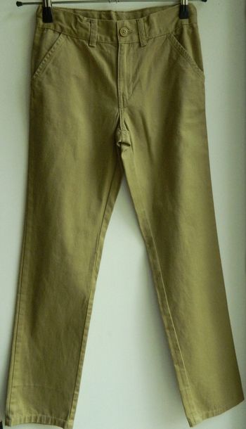 Pantalon T 12 ans coupe droite "NKY"