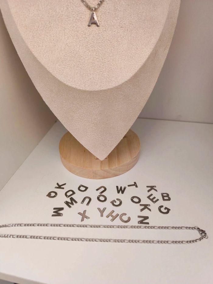 Collier argenté avec initiale au choix en acier inoxydable - photo numéro 7