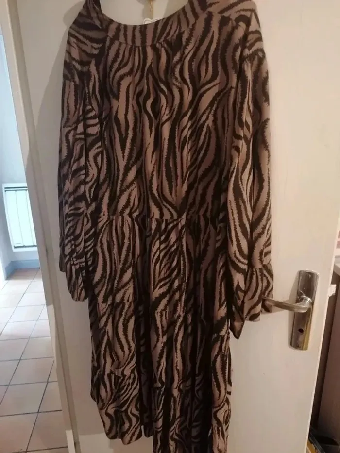 robe neuve - photo numéro 2