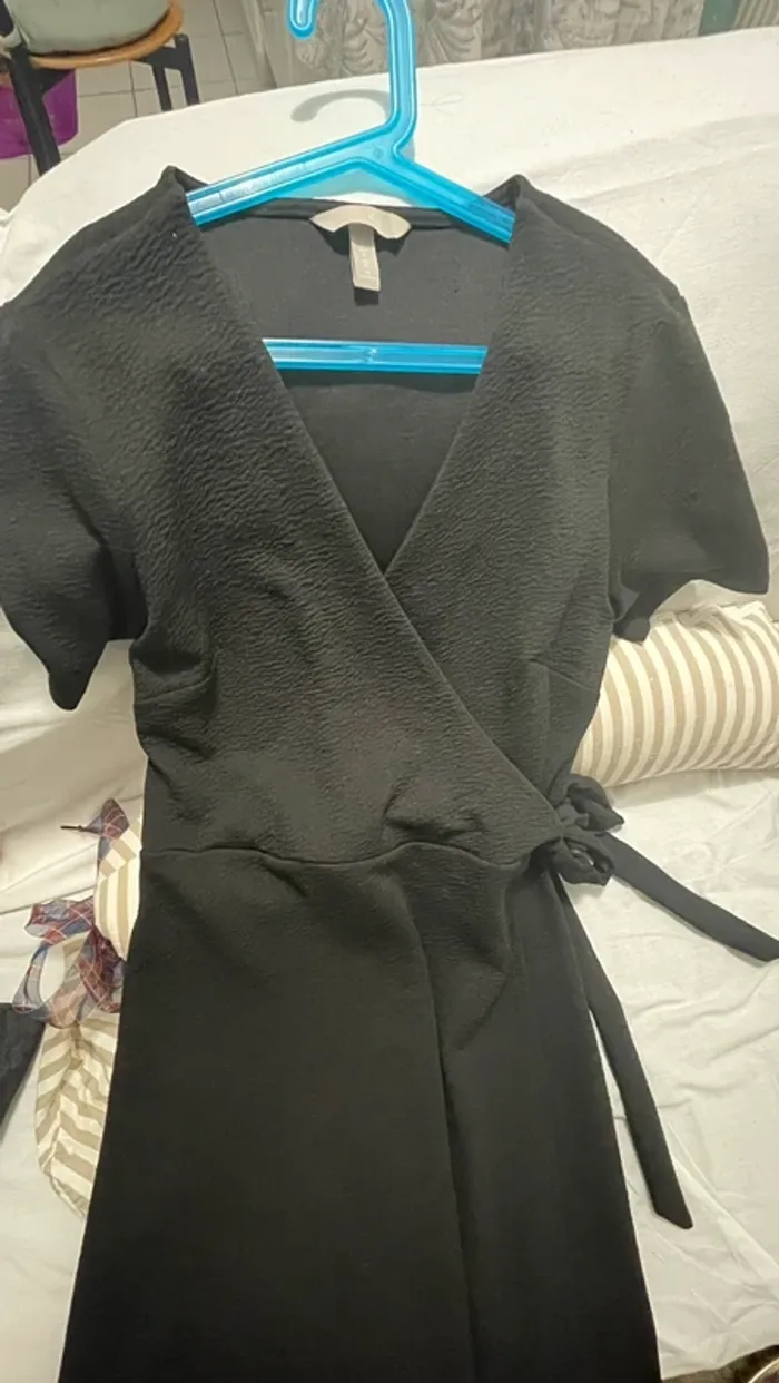 Magnifique robe H&M noir - photo numéro 10