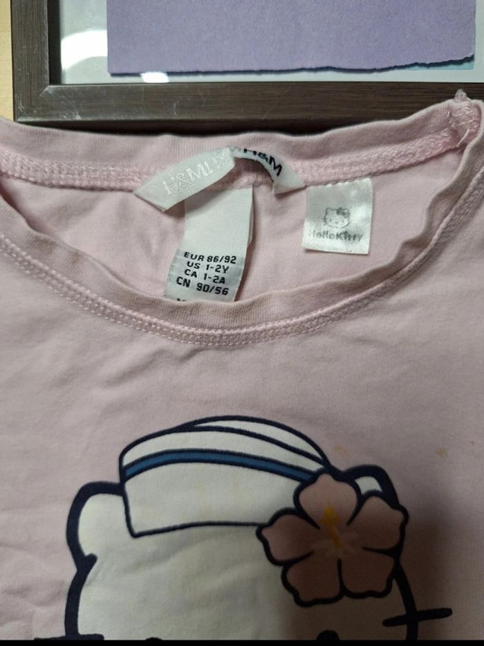 T-shirt manches courtes pour fille taille 24 mois Marque H&M bon état - photo numéro 4