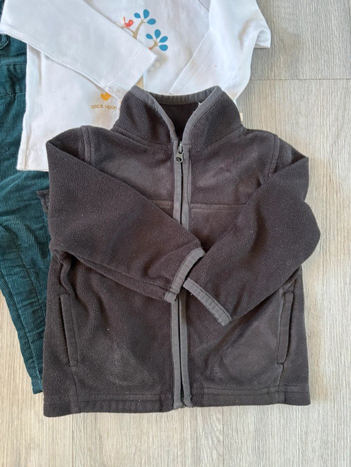 Ensemble taille 9 mois - photo numéro 2
