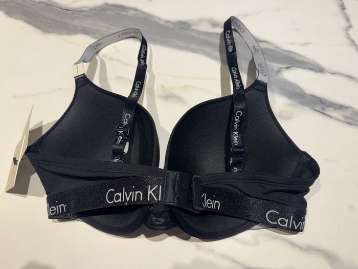 Soutien gorge Calvin Klein - photo numéro 4