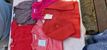 Lot de 5 gilets  taille 6mois