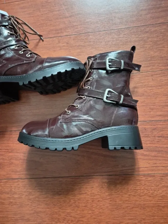 Bottines femmes vernies neuves - photo numéro 2