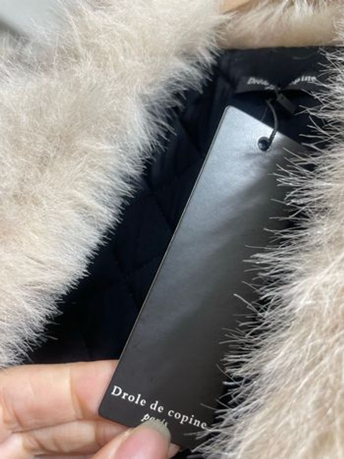 Gilet noir brodé - photo numéro 2