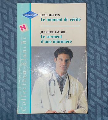 1 livres = 2 romans.