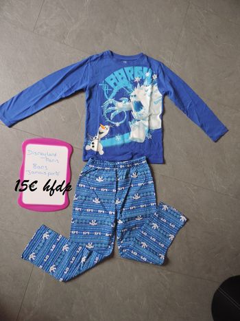 pyjama Disneyland paris taille 8 ans jamais porté