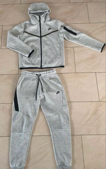 Ensemble Nike tech gris L 