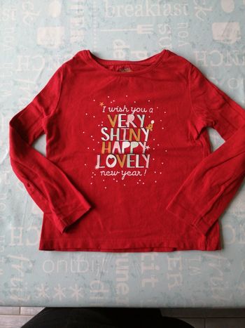 Tshirt neuf manches longues 4 ans