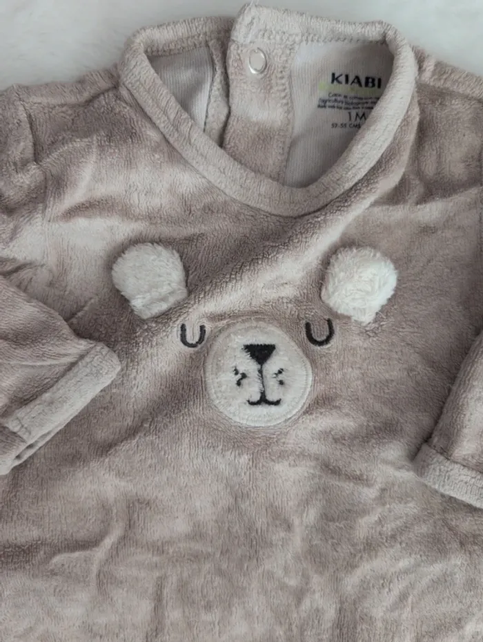 Pyjama 1 mois - photo numéro 3