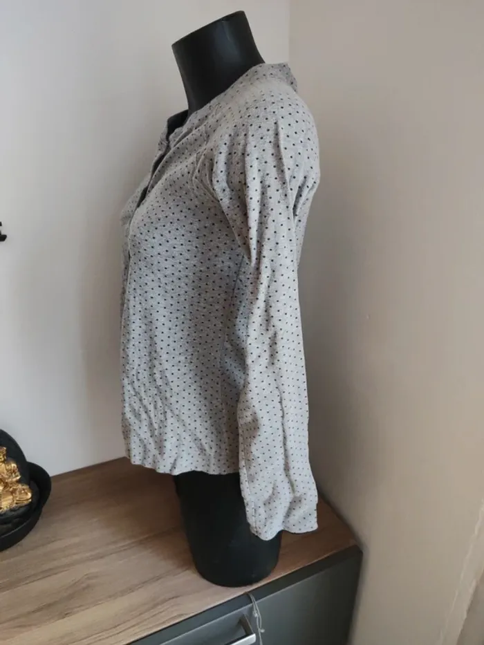 Haut de pyjama taille 36 marque icic et maintenant - photo numéro 2