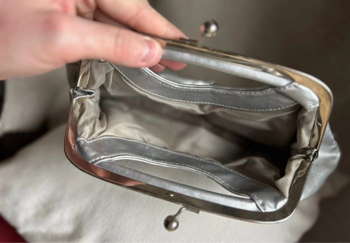 Pochette New Look - photo numéro 7