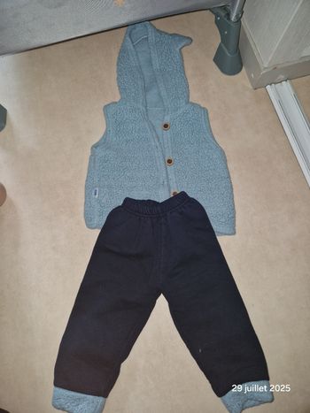 Ensemble gilet et jogging