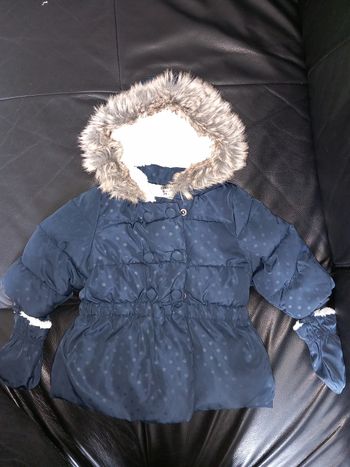 Manteau 9 mois bien chaud TBE