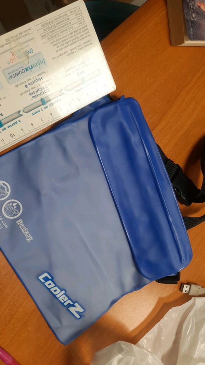 Pochette anti goute pour téléphone ou autre