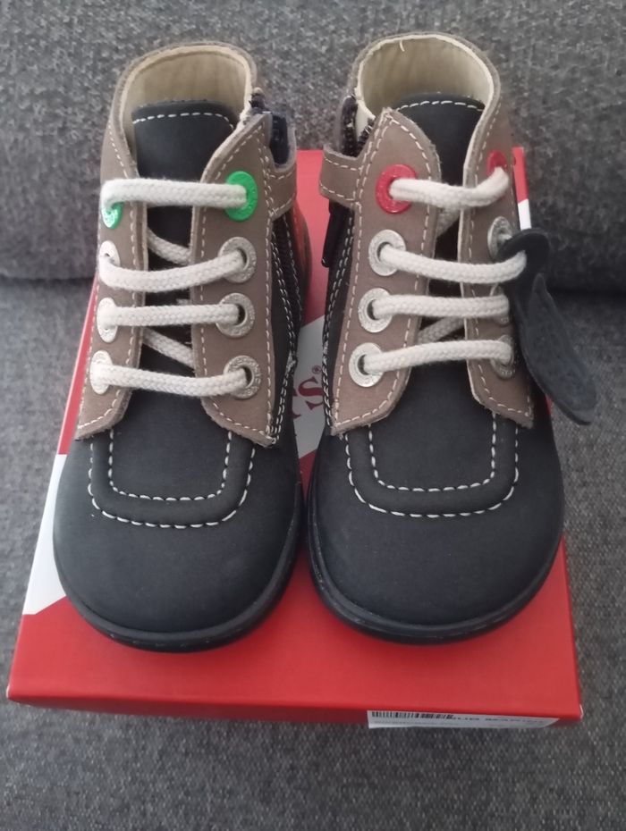 Kickers neuves pour garçon en taille 21 - photo numéro 2