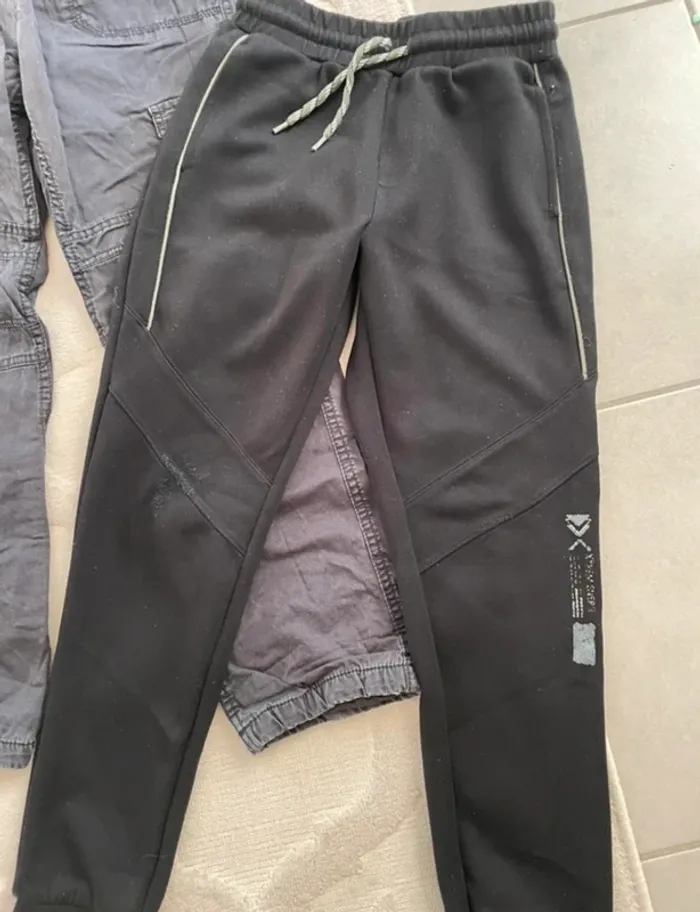 Lot de 8 pantalon 9 10 ans en très bon état - photo numéro 18