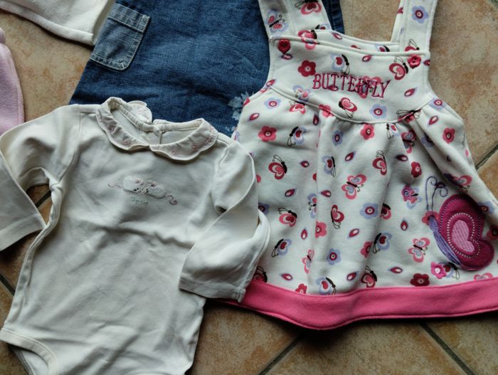 lot de 9 articles fille 6/9 et 6/12 mois - photo numéro 3
