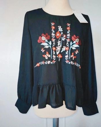 Dernier prix 💎blouse femme sexy raffiné tendance t L 40 neuf avec étiquette noir fleurie élégante