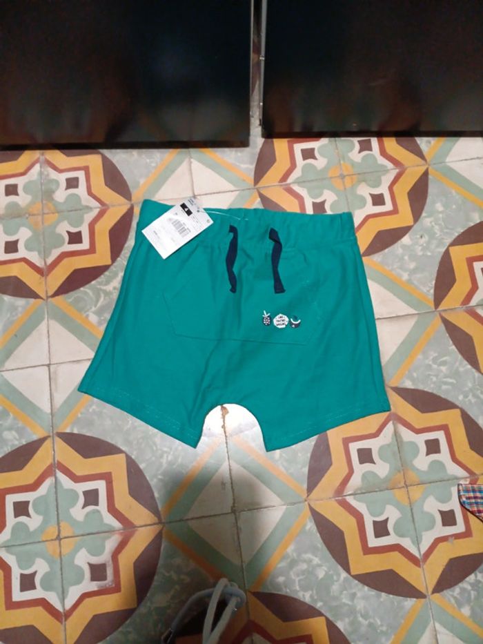 Short 4 ans gémo étiqueté leger