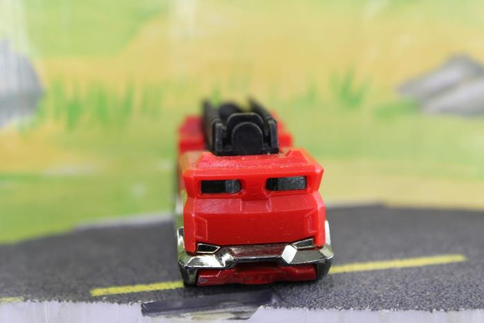 Hot wheels camion de pompier - photo numéro 8