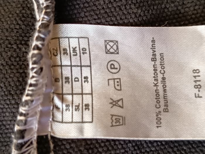 Veste en jean noire. - photo numéro 9