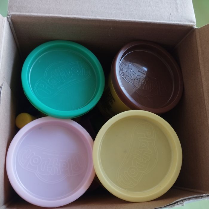 64 Moules pour pâte à modeler + pots - photo numéro 5